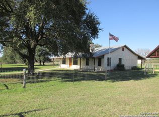 425 County Road 646, Hondo, TX 78861
