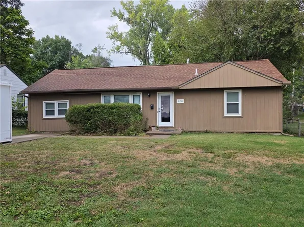 6718 W 72nd Ter, Overland Park, KS 66204