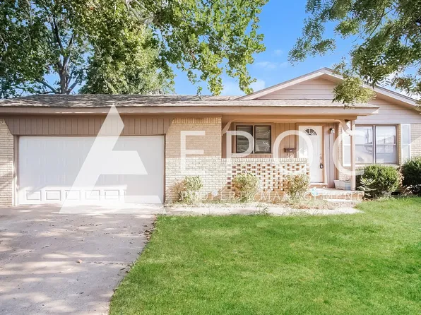 9719 E 4th St, Tulsa, OK 74128