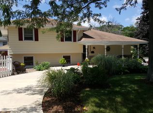 5532 Aubrey Ter, Downers Grove, IL 60516