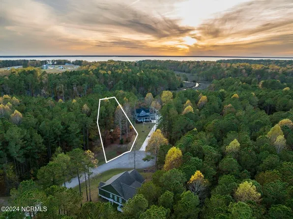 109 Willow Cove Lane, Minnesott Beach, NC 28510