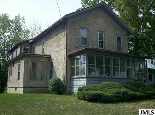 412 3rd St, Jackson, MI 49201