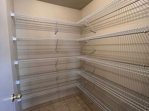 3rd image of 3408 Parktrail Ct