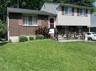 8510 Coco Ct, Louisville, KY 40219