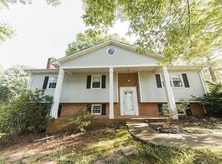 270 Tanglewood Dr, Lynchburg, VA 24502