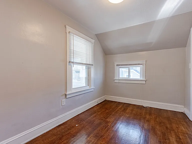 5515 Bridge Ave — Photo 17