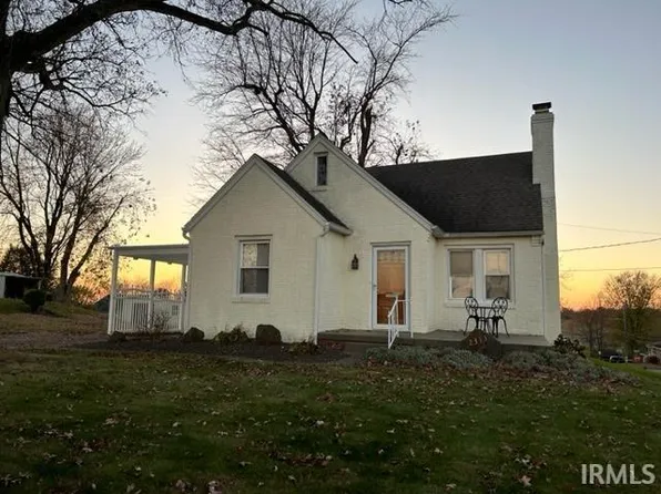 2313 Scenic Ct, Jasper, IN 47546