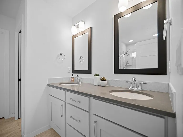 7153 S Parkridge Blvd — Photo 13
