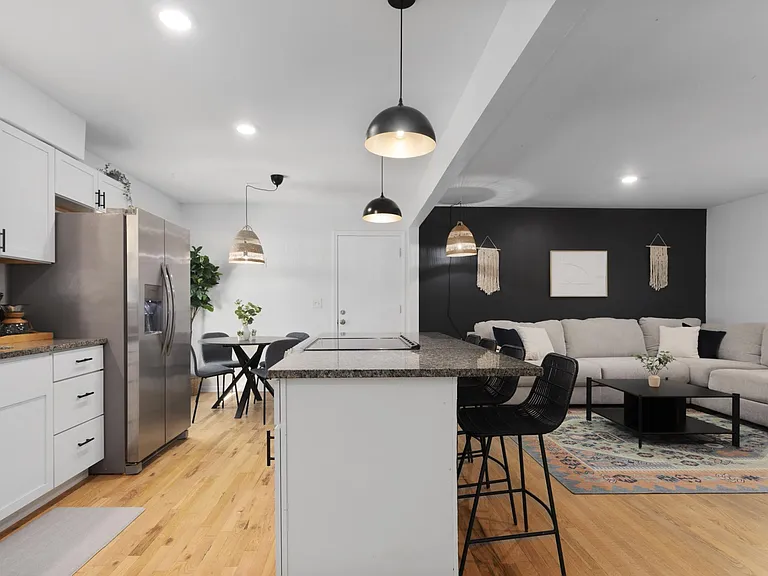9317 Antioch Rd — Photo 2