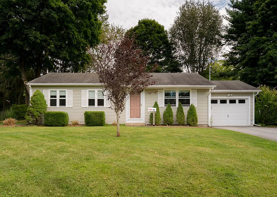 22 Trinity Pl