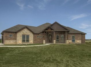 4010 Hackberry Cir, Caddo Mills, TX 75135