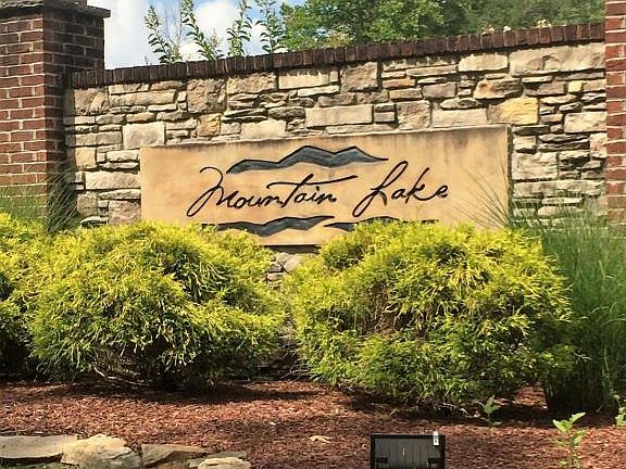 2nd image of 7718 Lake Mountain Ln