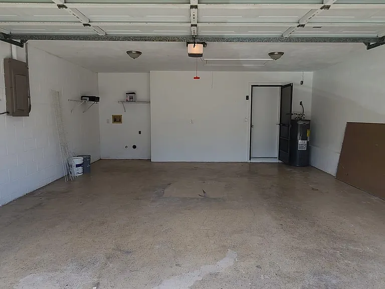 816 Brimfield Ct — Photo 41