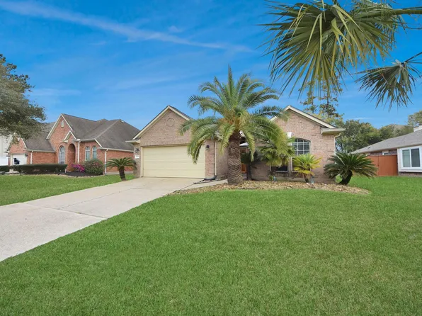 8719 Sailing Dr, Humble, TX 77346