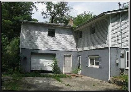 2nd image of 1802 Wayland St NE