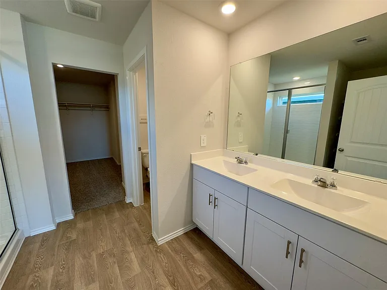 1714 Windsor Blvd — Photo 17