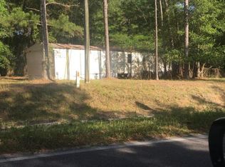 5520 Woodlawn Rd, Macclenny, FL 32063