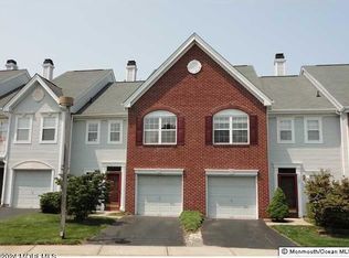 28 Alpine Rd #177, Holmdel, NJ 07733