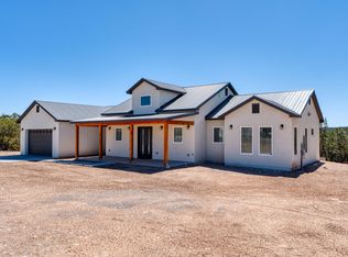 44 Heights Ct, Sandia Park, NM 87047