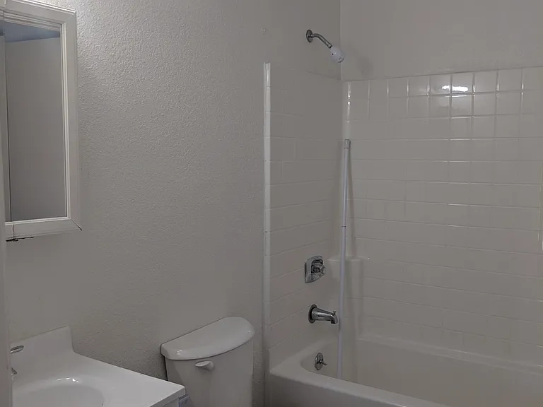 14492 E 47th Ave — Photo 16