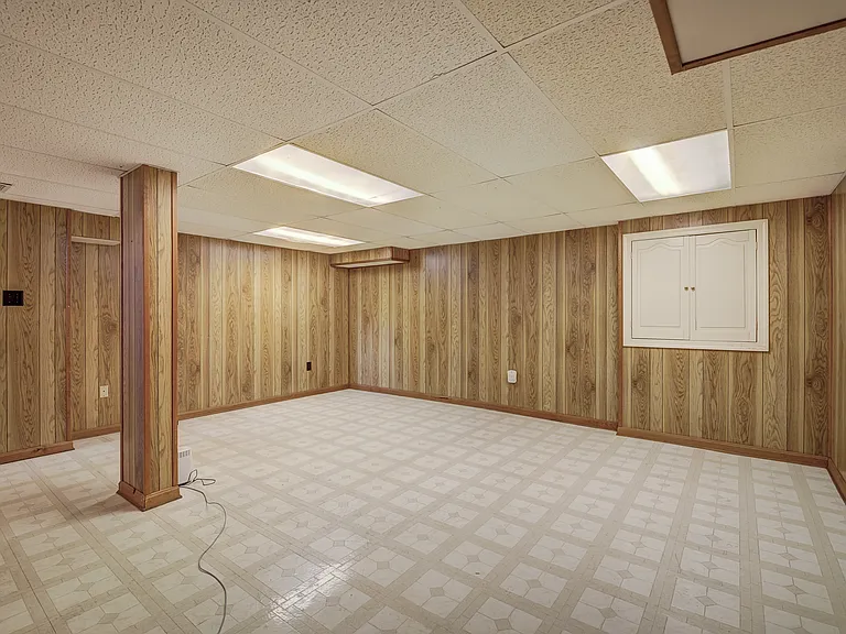 13907 Concord Ave — Photo 54
