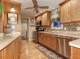 6412 Sherwood Rd, Baltimore, MD 21239