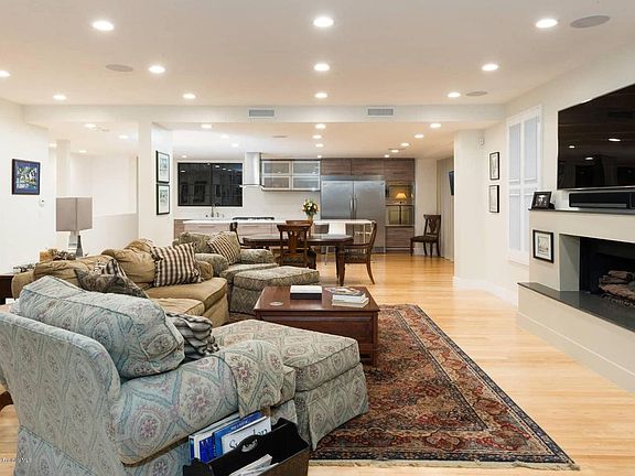 3rd image of 885 S Orange Grove Blvd APT 27