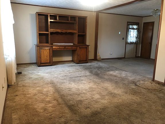 2nd image of 501 E Harper Johnson Dr