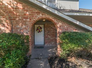 5801 Melinda Ln, Pasadena, TX 77505
