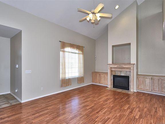 2nd image of 1706 Walnut Hill Ln