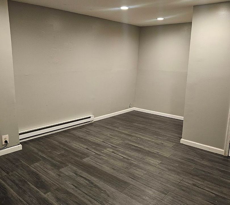 2nd image of 2069 Cobbs Creek Pkwy #2