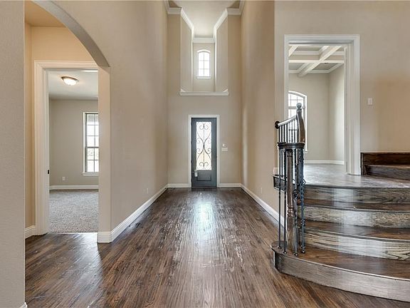 2nd image of 591 Sibyl Ln