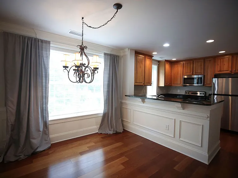 720 S Shelmore Blvd #200 — Photo 10
