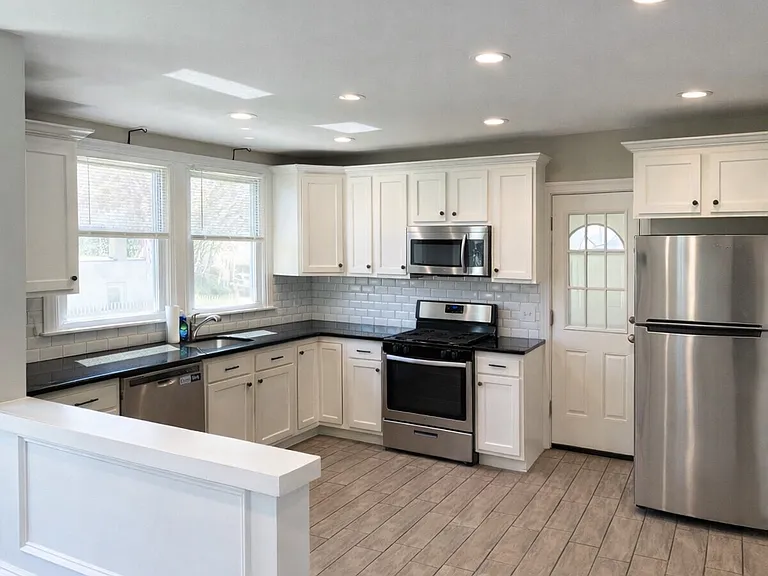 626 N York Rd #624 — Photo 6