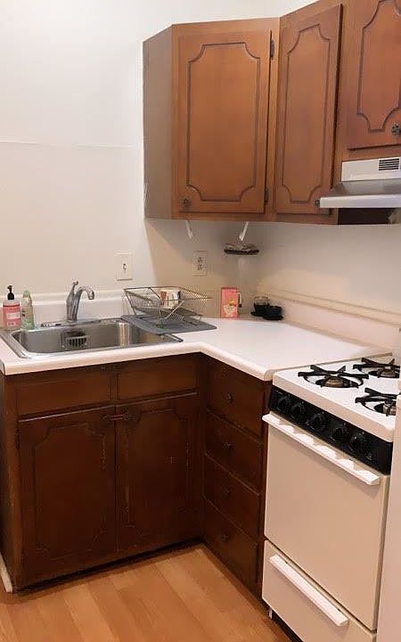 1122 B3 kitchen