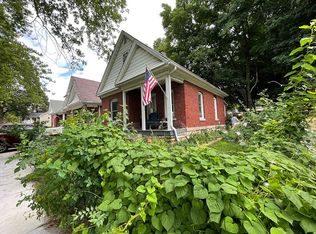 802 N Osburn Ave, Springfield, IL 62702