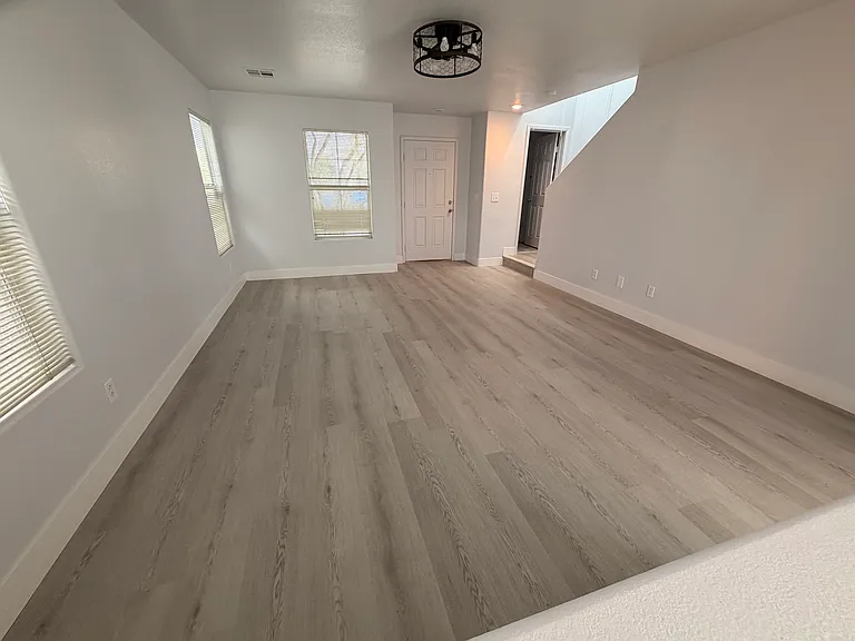92 Peachtree Hill Ave — Photo 10
