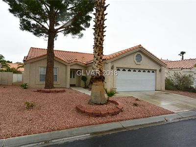 5036 Saint Annes Dr, Las Vegas, NV, 89149