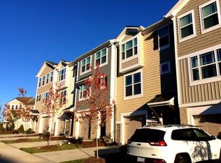 3 Prairie View Ct, Durham, NC 27703