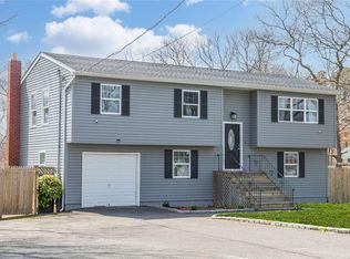 196 Washington Ave, Mastic Beach, NY 11951