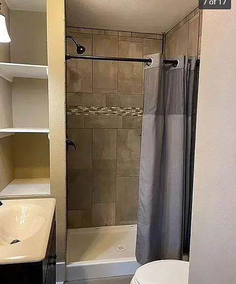 Master bedroom bathroom