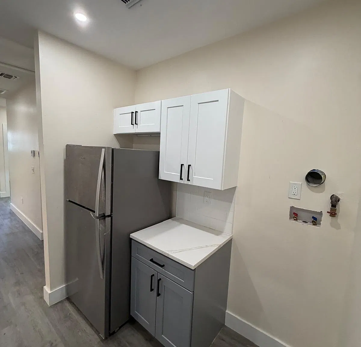 3 bed, $2,300 — Photo 4