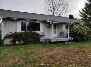 904 Crystal Springs Rd NW, Yelm, WA 98597