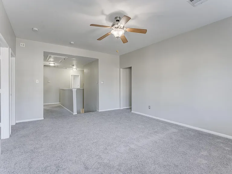12415 Silversmine Dr — Photo 19