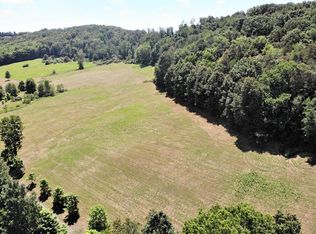 300 Textor Hill Rd, Evans City, PA 16033