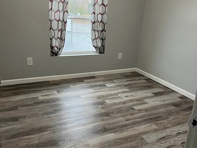 502 W Shelby St #D — Photo 7