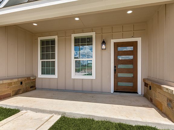3rd image of 16914 Rancho Escondido