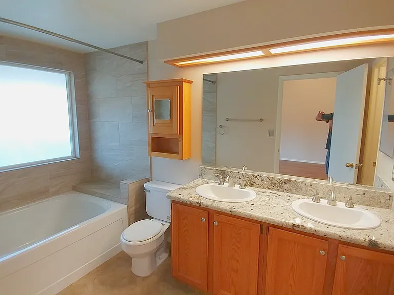 9901 Meandering Creek Ct — Photo 8
