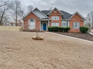 705 Walnut Ln, Woodstock, GA