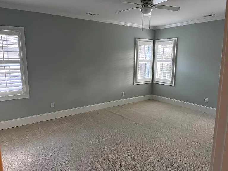 511 Devereux St — Photo 20